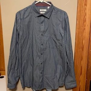 Van Heusen Originals Men’s Long Sleeve Dress Shirt